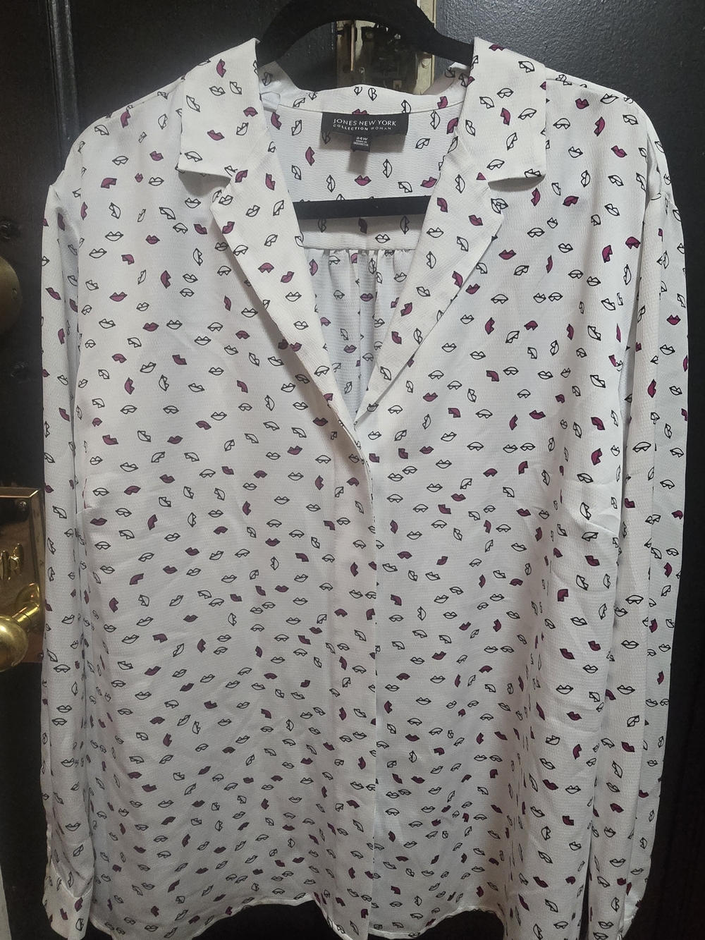 Kiss Print Blouse, Office Flirt Edition 💋